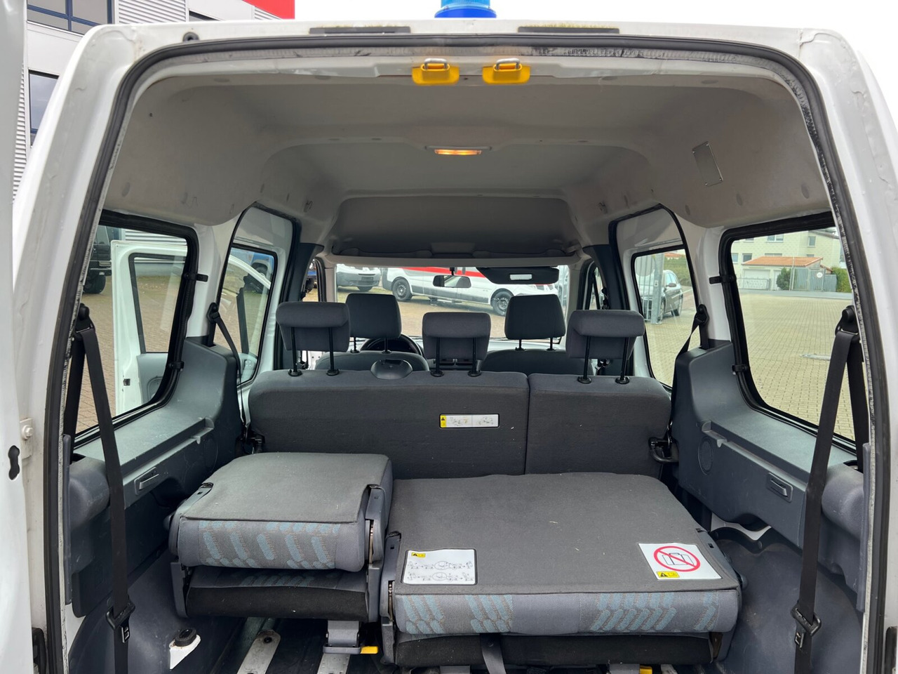 Ford Tourneo Connect 4x2 Tourneo Connect 4x2, Personentransporter, 8-Sitzer en leasing occasion Ford Tourneo Connect 4x2 Tourneo Connect 4x2, Personentransporter, 8-Sitzer: photos 13