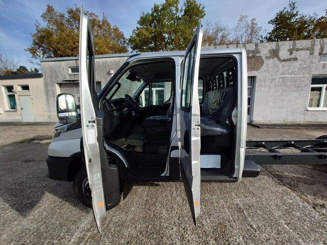 Châssis cabine neuf Iveco Daily 72C18H/P DK 4x2 Daily 72C18H/P DK 4x2, Nebenantrieb: photos 10 Châssis cabine neuf Iveco Daily 72C18H/P DK 4x2 Daily 72C18H/P DK 4x2, Nebenantrieb: photos 10