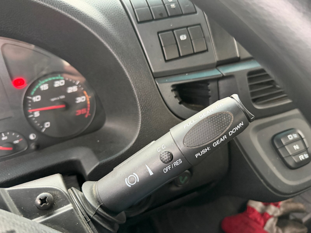 Iveco ML180E32 4x2 ML180E32 4x2 - Camion benne: photos 5 Iveco ML180E32 4x2 ML180E32 4x2 - Camion benne: photos 5