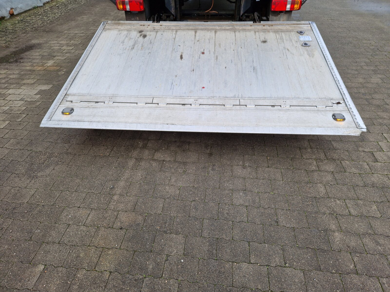 Kleiderkofferanhänger Hofmann, Kleiderkofferanhänger, durchladbar, LBW BÄR, 42 cbm en leasing occasion Kleiderkofferanhänger Hofmann, Kleiderkofferanhänger, durchladbar, LBW BÄR, 42 cbm: photos 8