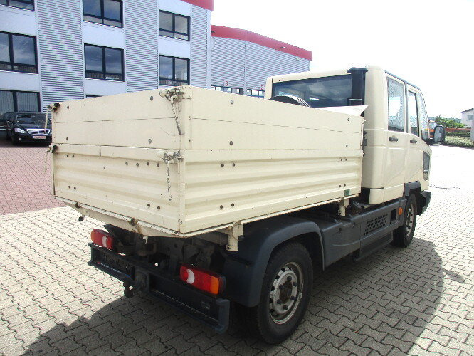 Camion benne M 30 FUMO 4x4 DOKA M30 Fumo 4x4 Doka Kipper