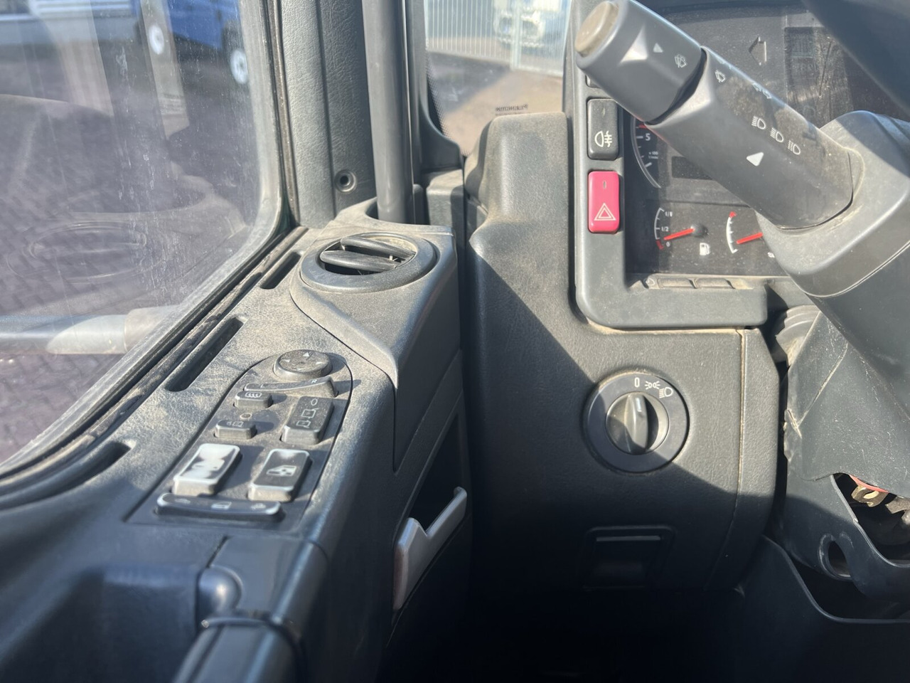 Camion ampliroll MAN TGA 25.530 8x4-4 BL, Lift-/Lenkachse TGA 25.530 8x4-4 BL, Lift-/Lenkachse: photos 6