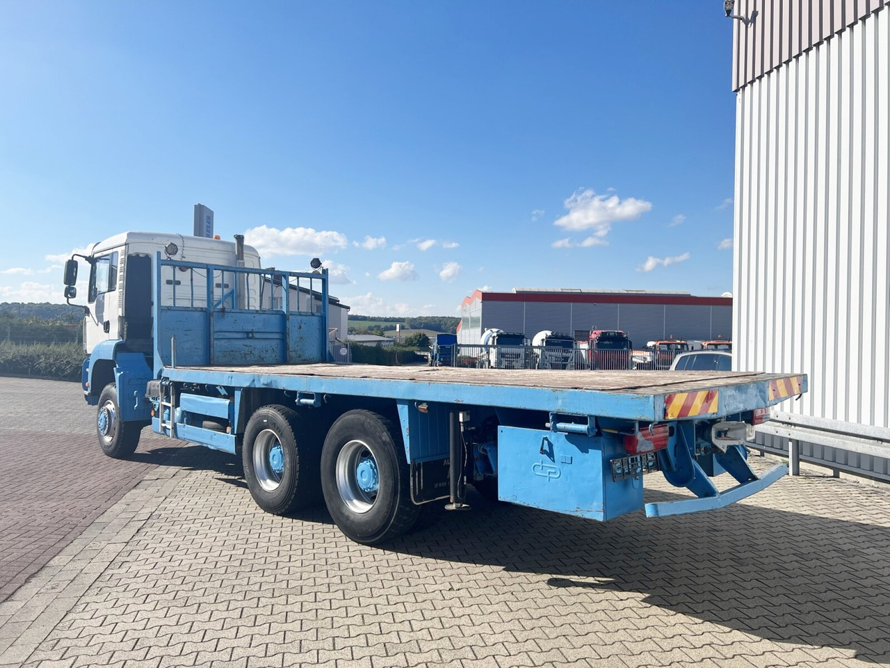 Camion plateau MAN TGA 26.310 6X6 BB TGA 26.310 6X6 BB: photos 10