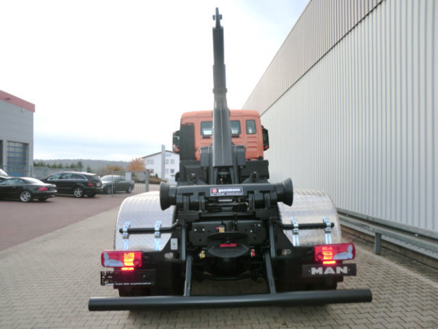 MAN TGA 26.310 6X6 BB TGA 26.310 6X6 BB en leasing occasion MAN TGA 26.310 6X6 BB TGA 26.310 6X6 BB: photos 7