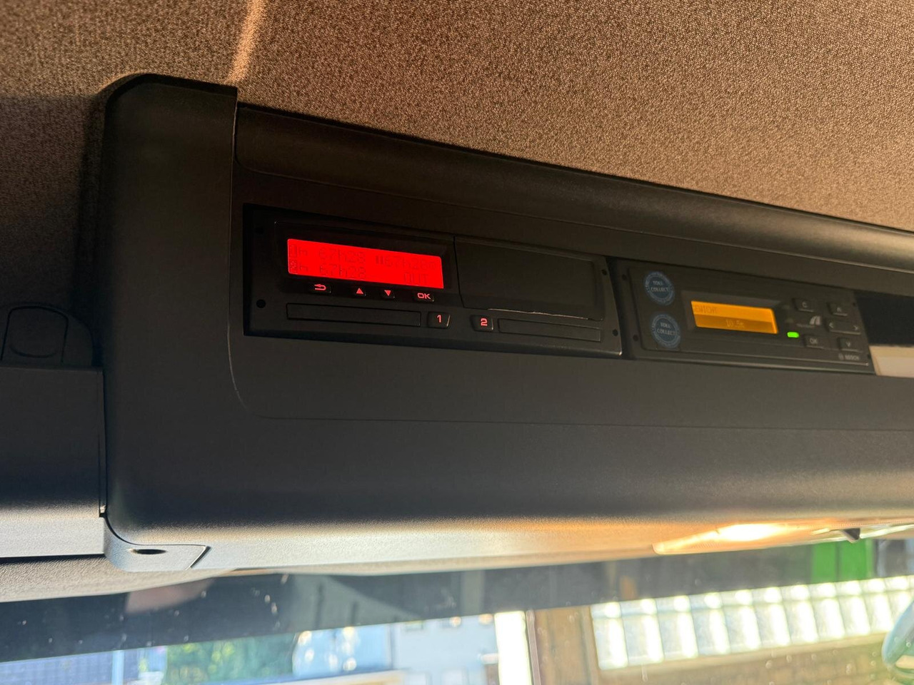 MAN TGL 10.180 4x2 BL TGL 10.180 4x2 BL, City-Abrollkipper - Camion ampliroll: photos 3 MAN TGL 10.180 4x2 BL TGL 10.180 4x2 BL, City-Abrollkipper - Camion ampliroll: photos 3