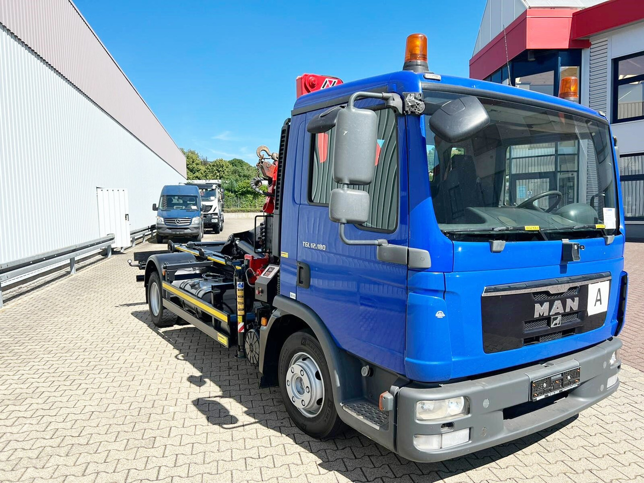Camion ampliroll, Camion grue MAN TGL 12.180/210 4x2 BB TGL 12.180/210 4x2 BB, City-Abroller, Kran AMCO VEBA 807N2S: photos 9