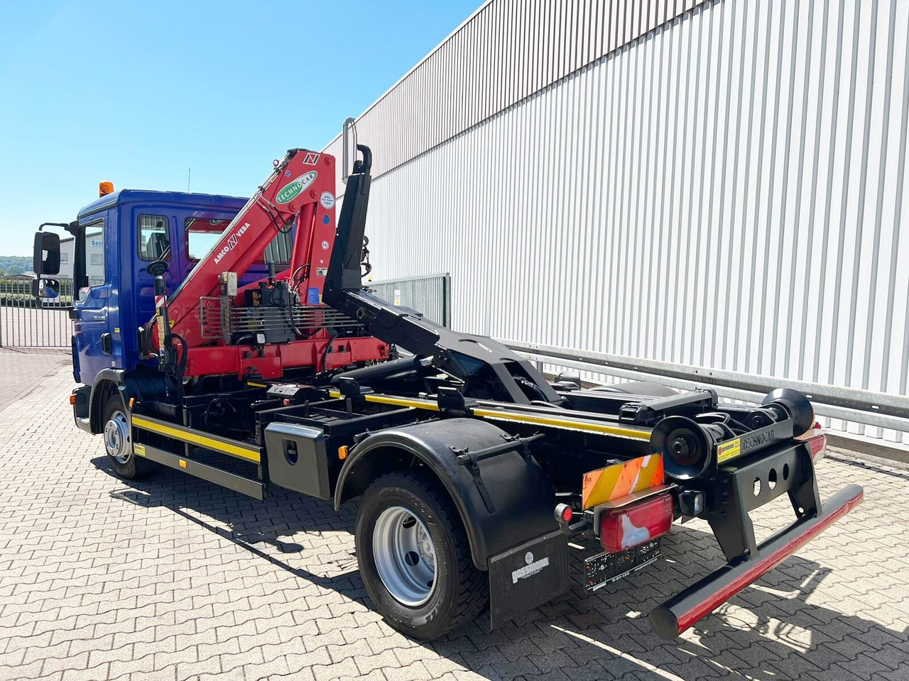 Camion ampliroll, Camion grue MAN TGL 12.180/210 4x2 BB TGL 12.180/210 4x2 BB, City-Abroller, Kran AMCO VEBA 807N2S: photos 14