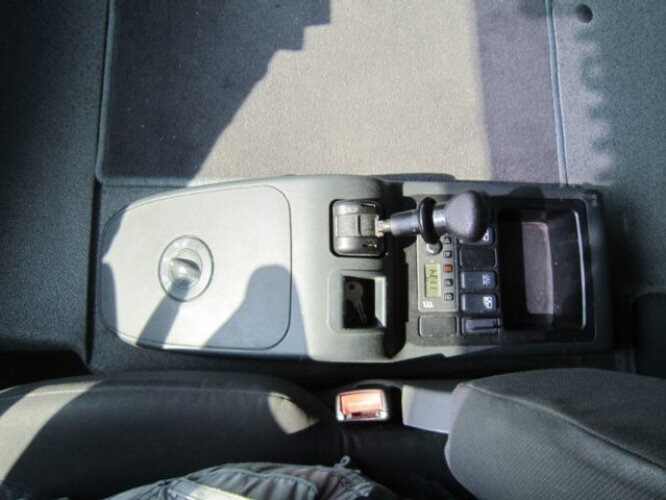 MAN TGM 12.280BL 4x2 - Camion porte-voitures: photos 2 MAN TGM 12.280BL 4x2 - Camion porte-voitures: photos 2