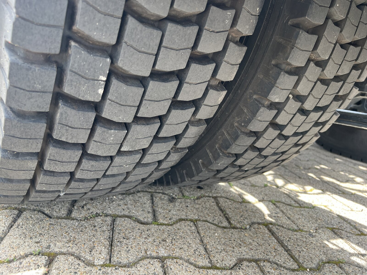 MAN TGS 26.320 6X2-4 BL TGS 26.320 6X2-4 BL, Lenk-/Liftachse, Rechtslenker, Export Only! - Châssis cabine: photos 5 MAN TGS 26.320 6X2-4 BL TGS 26.320 6X2-4 BL, Lenk-/Liftachse, Rechtslenker, Export Only! - Châssis cabine: photos 5