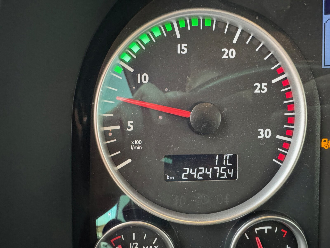 MAN TGS 26.420 6x2-4 LL TGS 26.420 6x2-4 LL, Navi, Lenk-/Liftachse, Heckkran Palfinger PK20.501L TEC en leasing occasion MAN TGS 26.420 6x2-4 LL TGS 26.420 6x2-4 LL, Navi, Lenk-/Liftachse, Heckkran Palfinger PK20.501L TEC: photos 6 MAN TGS 26.420 6x2-4 LL TGS 26.420 6x2-4 LL, Navi, Lenk-/Liftachse, Heckkran Palfinger PK20.501L TEC en leasing occasion MAN TGS 26.420 6x2-4 LL TGS 26.420 6x2-4 LL, Navi, Lenk-/Liftachse, Heckkran Palfinger PK20.501L TEC: photos 6