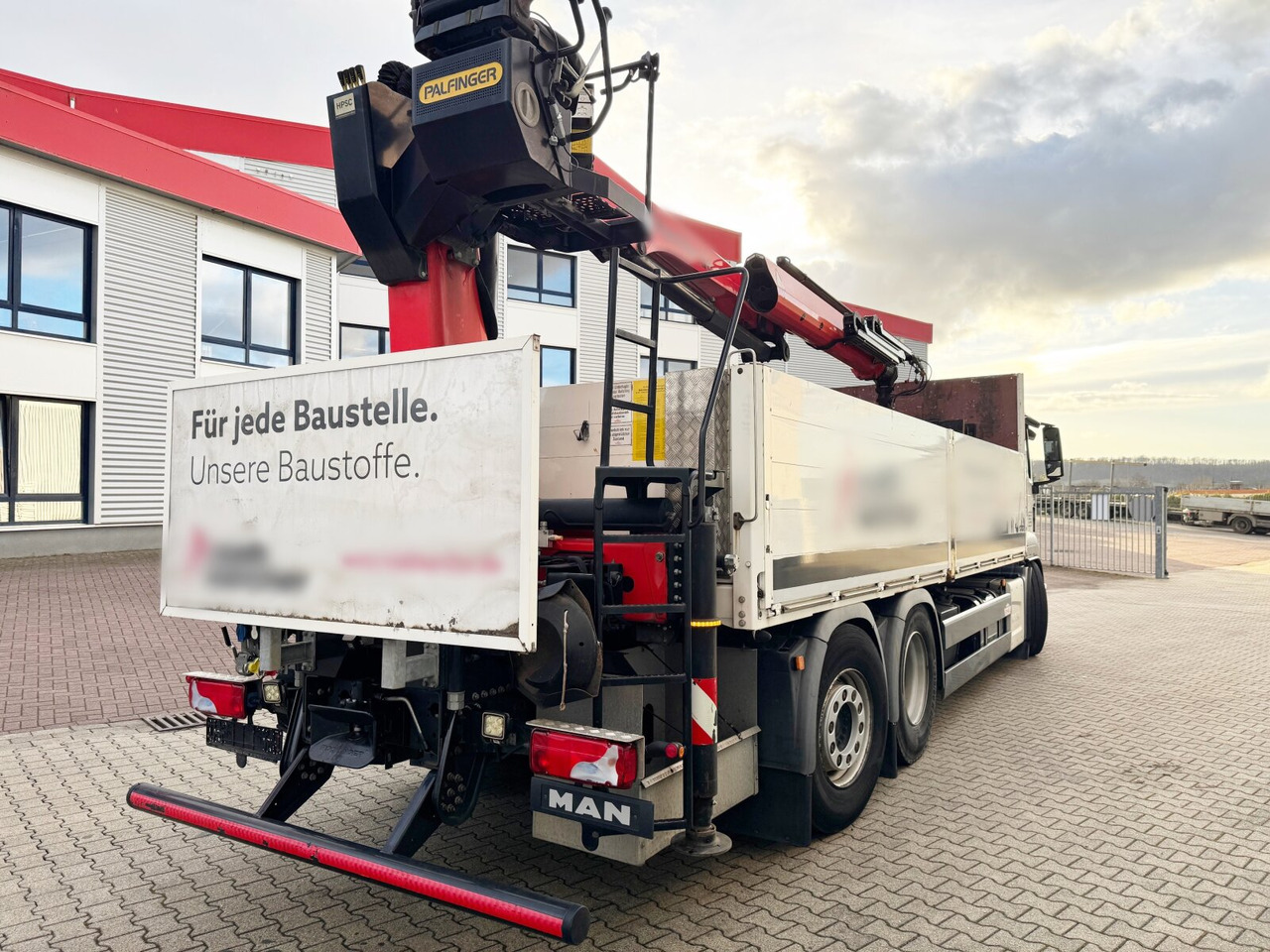 MAN TGS 26.420 6x2-4 LL TGS 26.420 6x2-4 LL, Navi, Lenk-/Liftachse, Heckkran Palfinger PK20.501L TEC en leasing occasion MAN TGS 26.420 6x2-4 LL TGS 26.420 6x2-4 LL, Navi, Lenk-/Liftachse, Heckkran Palfinger PK20.501L TEC: photos 11 MAN TGS 26.420 6x2-4 LL TGS 26.420 6x2-4 LL, Navi, Lenk-/Liftachse, Heckkran Palfinger PK20.501L TEC en leasing occasion MAN TGS 26.420 6x2-4 LL TGS 26.420 6x2-4 LL, Navi, Lenk-/Liftachse, Heckkran Palfinger PK20.501L TEC: photos 11