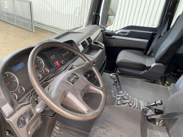 MAN TGS 40.400 6x4 BB TGS 40.400 6x4 BB mit 20.000l Tank - Camion citerne: photos 5 MAN TGS 40.400 6x4 BB TGS 40.400 6x4 BB mit 20.000l Tank - Camion citerne: photos 5