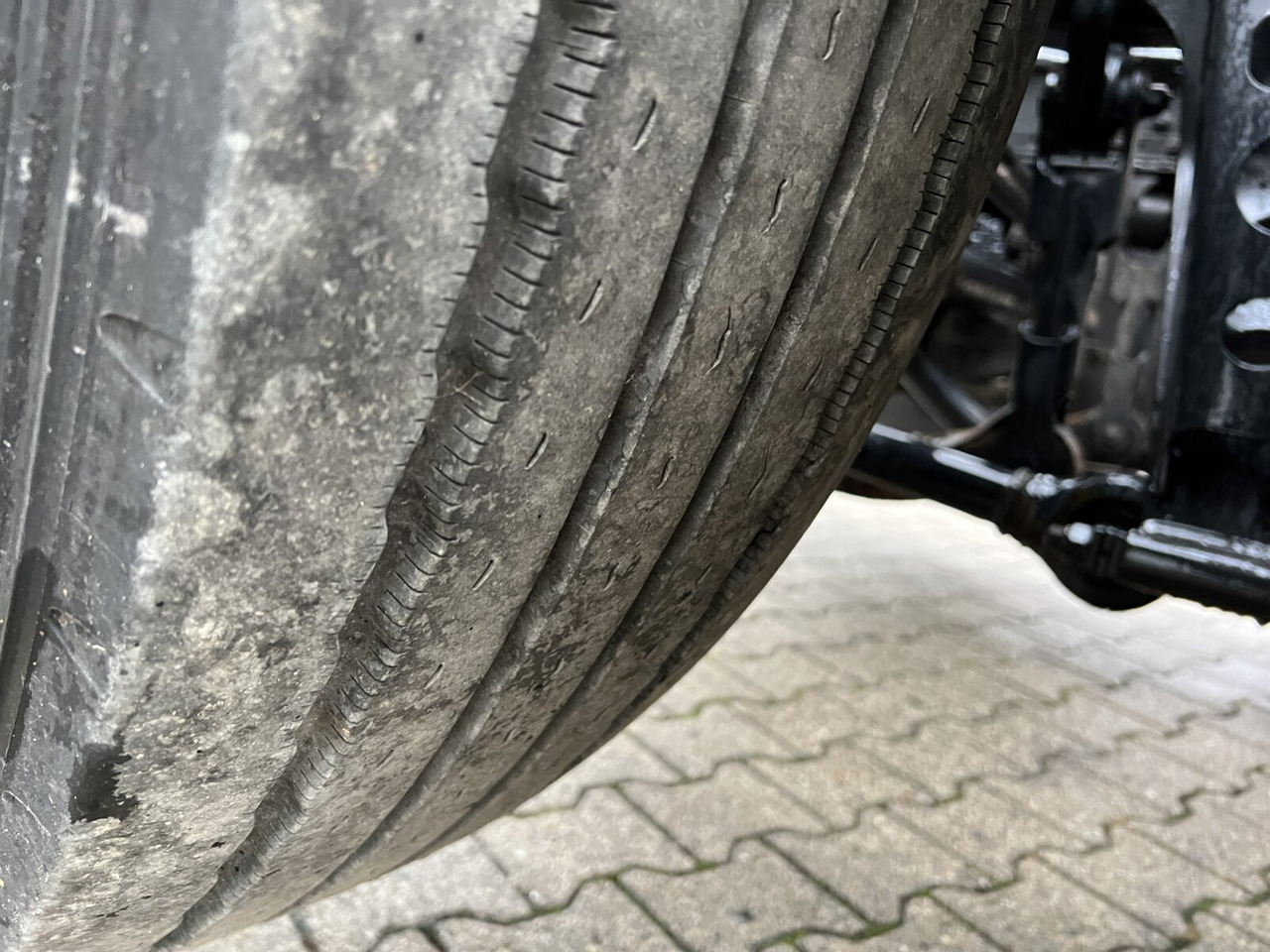 MAN TGX 26.440 6x2-2 LL TGX 26.440 6x2-2 LL, Lenk-Liftachse - Châssis cabine: photos 5 MAN TGX 26.440 6x2-2 LL TGX 26.440 6x2-2 LL, Lenk-Liftachse - Châssis cabine: photos 5
