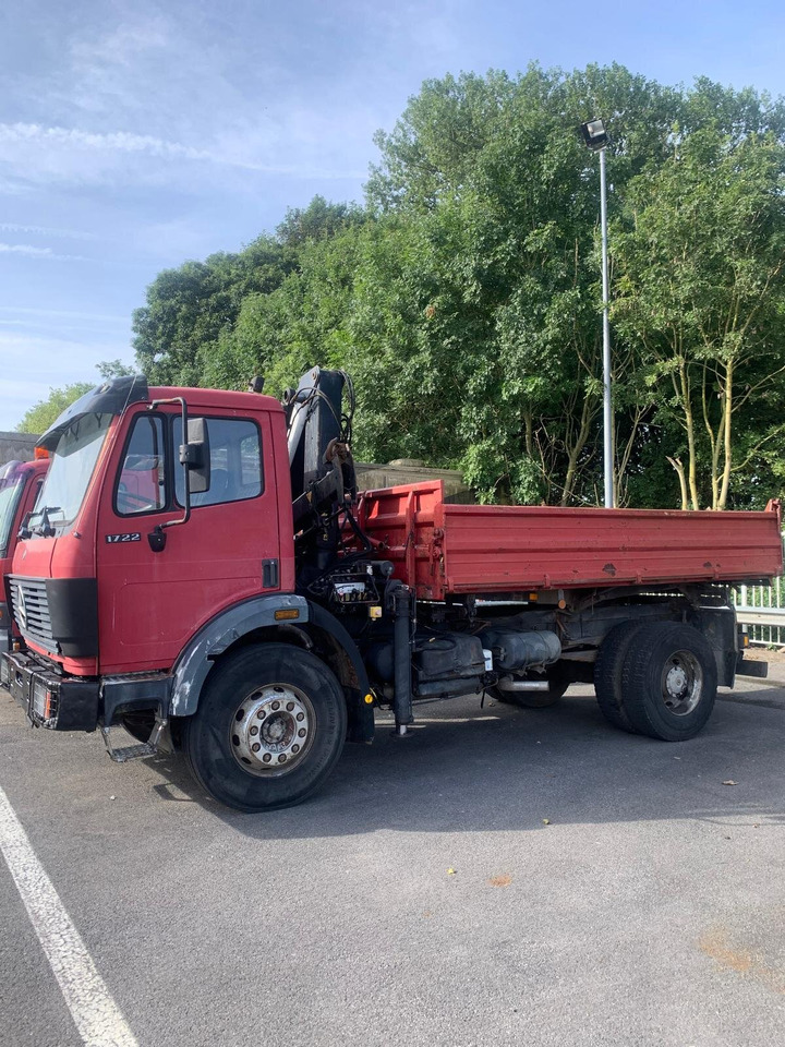 Mercedes-Benz -1722 1722 4x2 - Camion benne, Camion grue: photos 1 Mercedes-Benz -1722 1722 4x2 - Camion benne, Camion grue: photos 1
