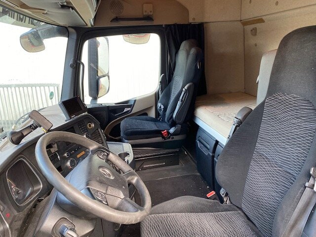 Mercedes-Benz Actros 2545 L 6x2 Actros 2545 L 6x2, StreamSpace, Liftachse, Bi-Xenon - Châssis cabine: photos 2 Mercedes-Benz Actros 2545 L 6x2 Actros 2545 L 6x2, StreamSpace, Liftachse, Bi-Xenon - Châssis cabine: photos 2