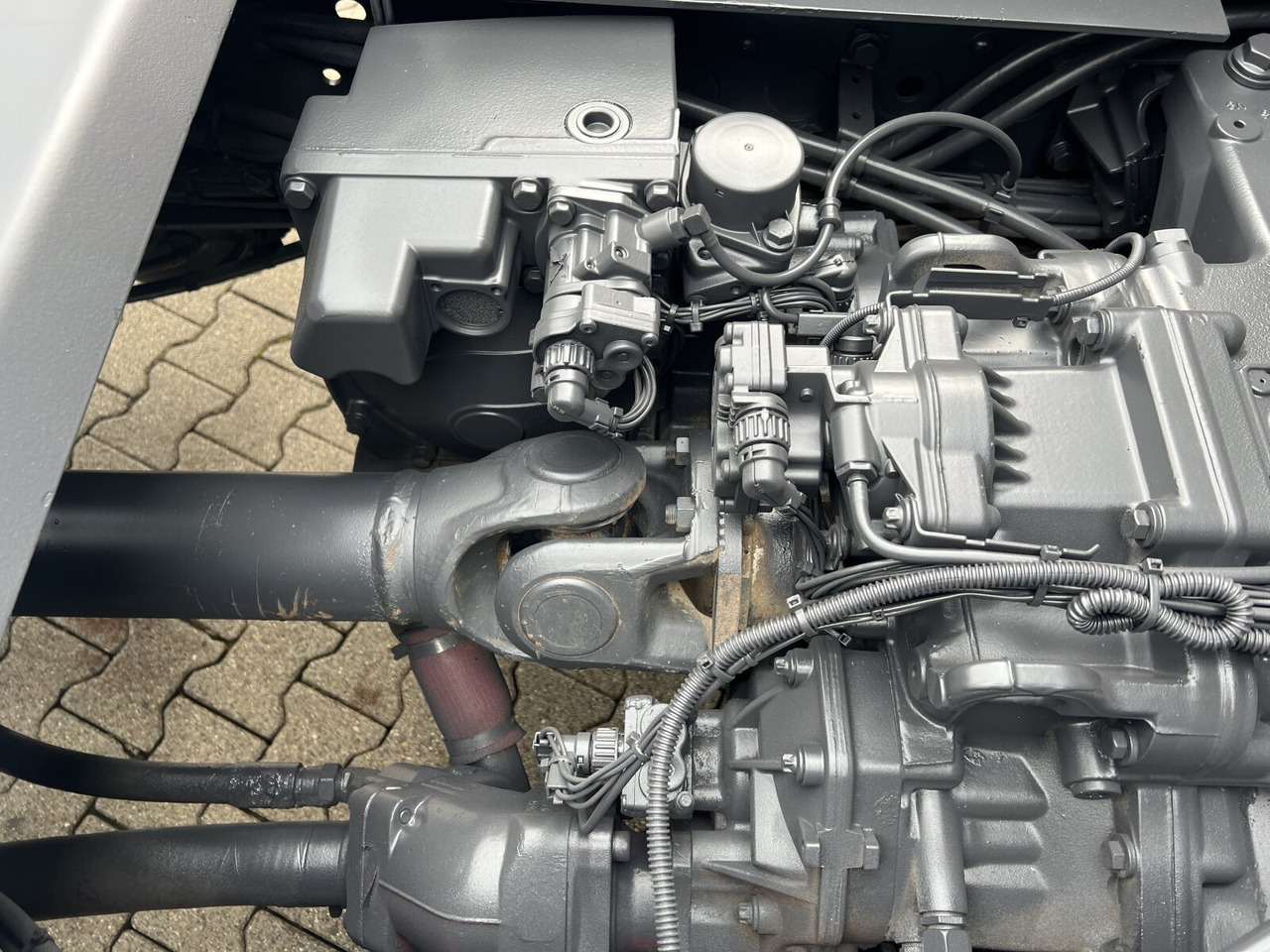 Mercedes-Benz Actros 2546 L 6x2 NLA Actros 2546 L 6x2/45 NLA, Retarder, Lift-/Lenkachse - Camion ampliroll: photos 3 Mercedes-Benz Actros 2546 L 6x2 NLA Actros 2546 L 6x2/45 NLA, Retarder, Lift-/Lenkachse - Camion ampliroll: photos 3