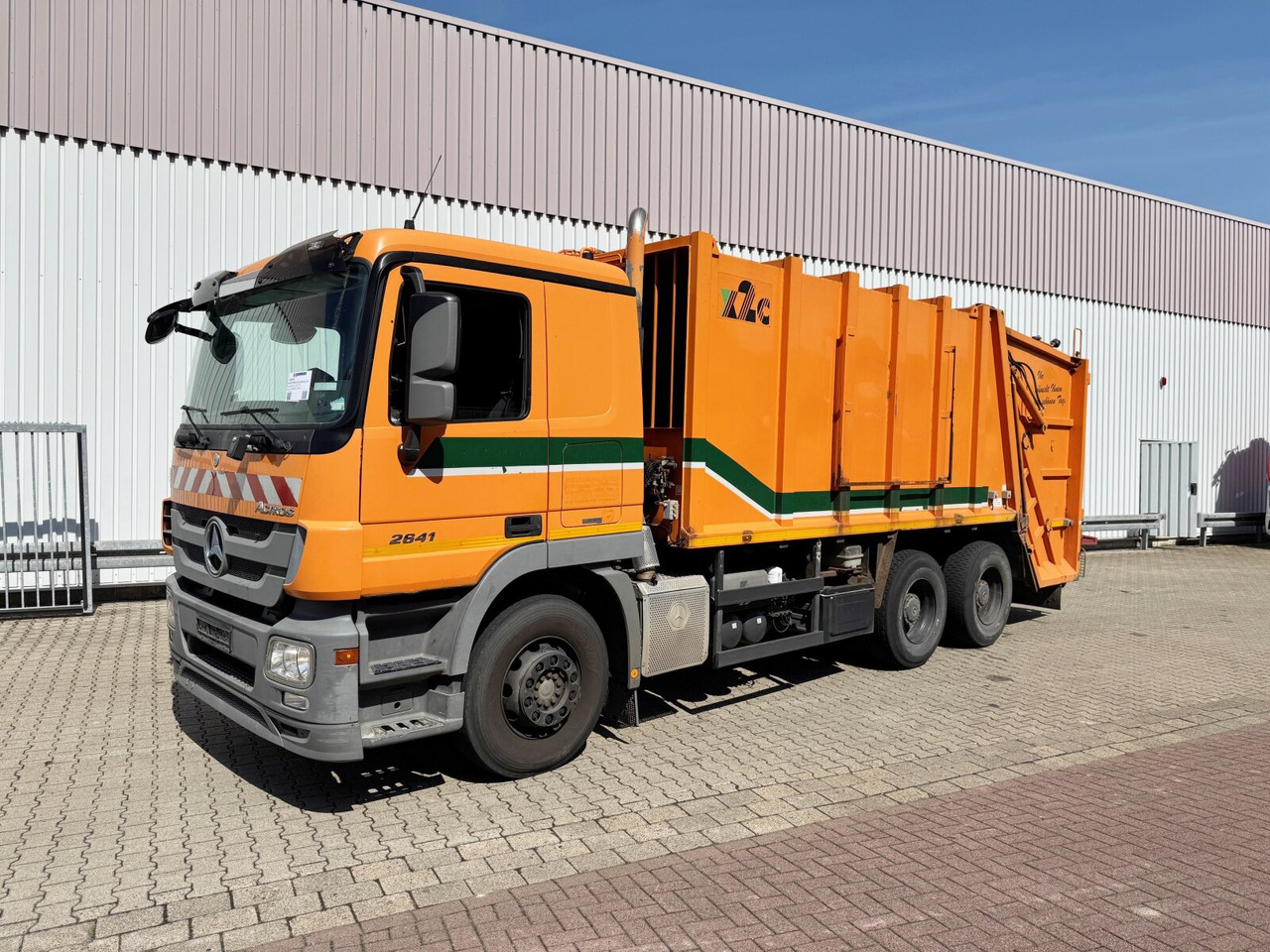 Mercedes-Benz Actros 2641/48 L 6x4 Actros 2641/48 L 6x4, Haller M21X2C, Zöller Schüttung - Benne à ordures ménagères: photos 1 Mercedes-Benz Actros 2641/48 L 6x4 Actros 2641/48 L 6x4, Haller M21X2C, Zöller Schüttung - Benne à ordures ménagères: photos 1