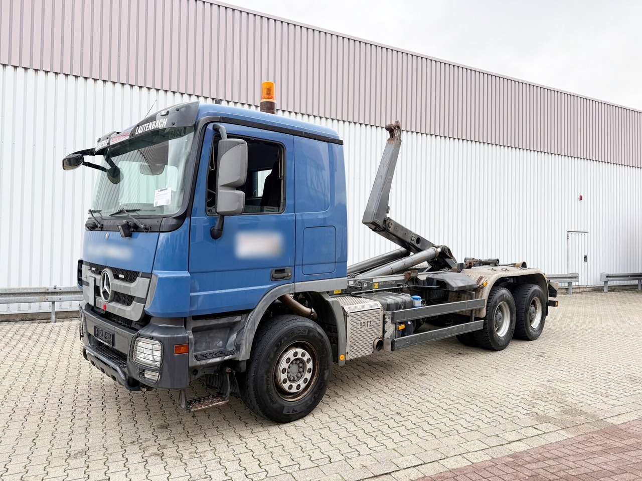 Mercedes-Benz Actros 3346 6x4 Actros 3346 6x4, Retarder - Camion ampliroll: photos 1 Mercedes-Benz Actros 3346 6x4 Actros 3346 6x4, Retarder - Camion ampliroll: photos 1