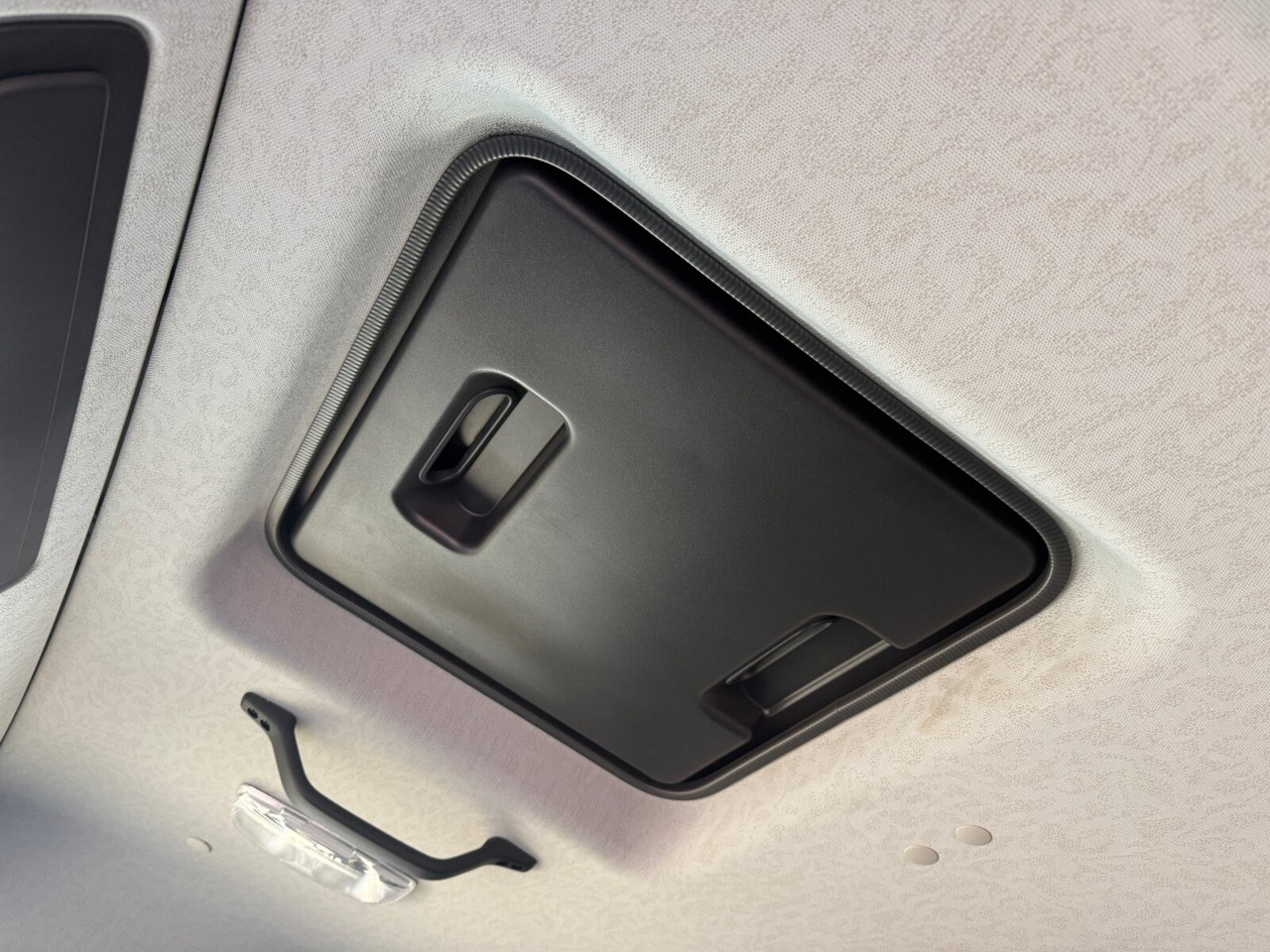 Mercedes-Benz Arocs 1827/30 A 4x4 Arocs 1827/30 A 4x4, mehrfach vorhanden! - Châssis cabine: photos 3 Mercedes-Benz Arocs 1827/30 A 4x4 Arocs 1827/30 A 4x4, mehrfach vorhanden! - Châssis cabine: photos 3