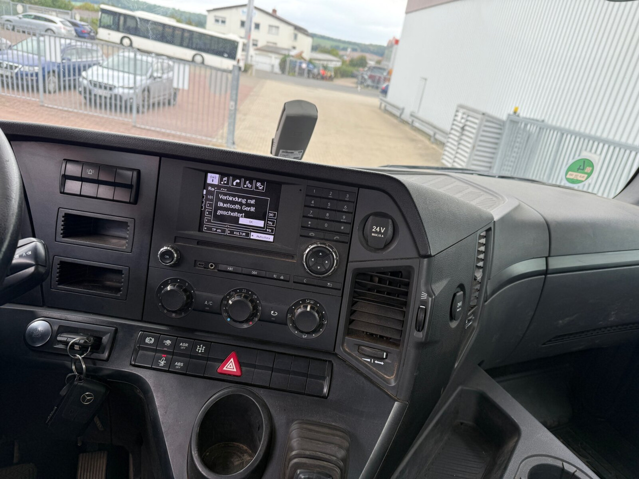 Mercedes-Benz Arocs 1842 AK 4x4 Arocs 1842 AK 4x4 - Camion benne: photos 5 Mercedes-Benz Arocs 1842 AK 4x4 Arocs 1842 AK 4x4 - Camion benne: photos 5