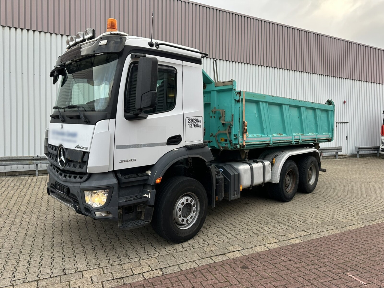 Mercedes-Benz Arocs 2643 K 6x4 Arocs 2643 K 6x4, Rollplane, Meiller - Camion benne: photos 1 Mercedes-Benz Arocs 2643 K 6x4 Arocs 2643 K 6x4, Rollplane, Meiller - Camion benne: photos 1