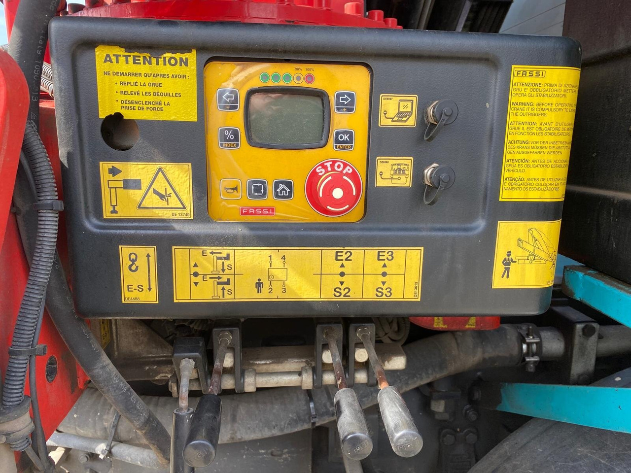 Mercedes-Benz Arocs 4151 K 8x4 Arocs 4151 K 8x4, Fassi Heckkran F 365 RA. 2.26 E Dynamic Funk - Camion grue, Camion plateau: photos 4 Mercedes-Benz Arocs 4151 K 8x4 Arocs 4151 K 8x4, Fassi Heckkran F 365 RA. 2.26 E Dynamic Funk - Camion grue, Camion plateau: photos 4