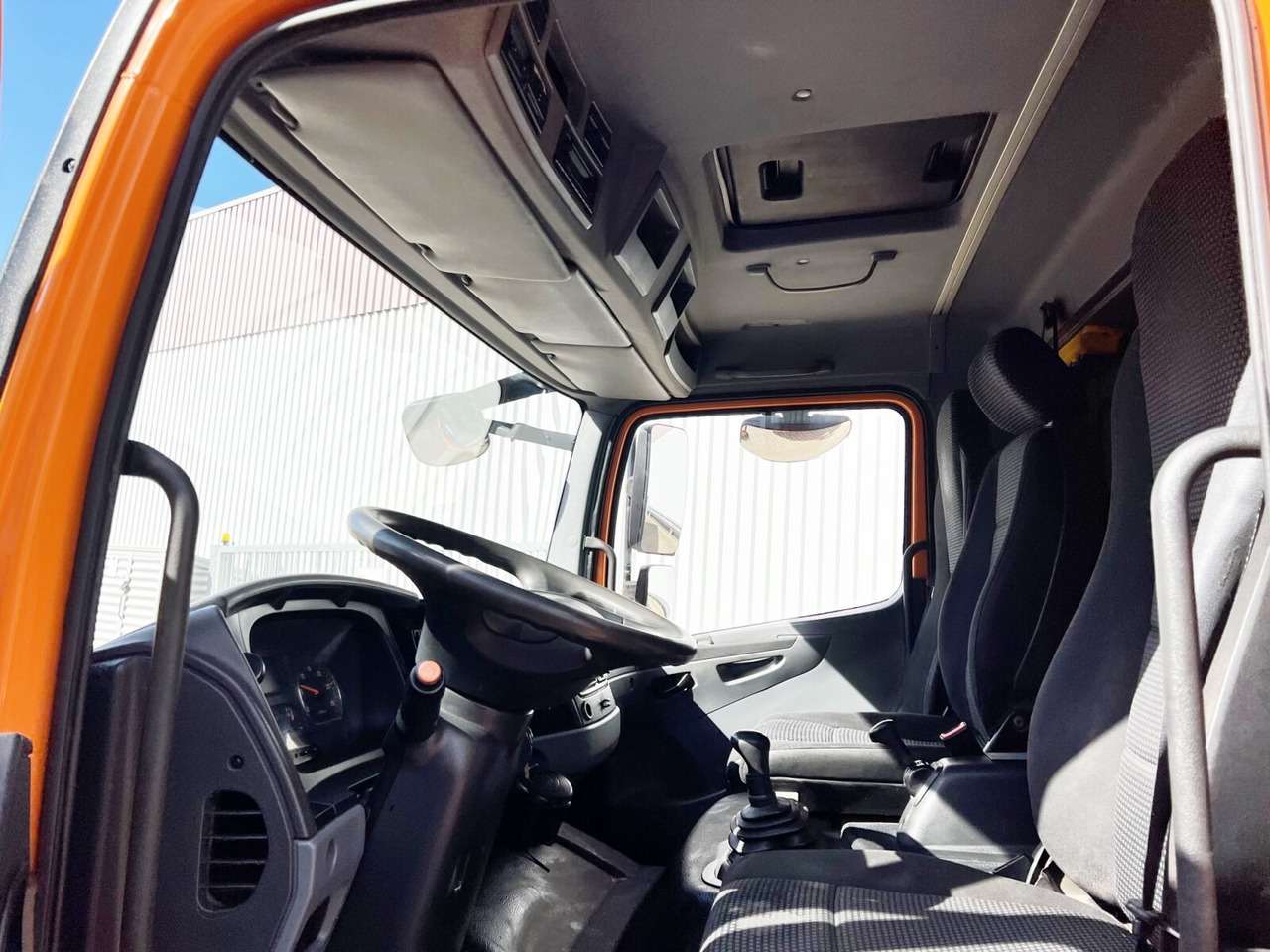 Mercedes-Benz Atego 1024 L 4x2 Atego 1024 L 4x2 mit Kran Fassi F80A.0.21 - Camion grue, Camion plateau: photos 4 Mercedes-Benz Atego 1024 L 4x2 Atego 1024 L 4x2 mit Kran Fassi F80A.0.21 - Camion grue, Camion plateau: photos 4