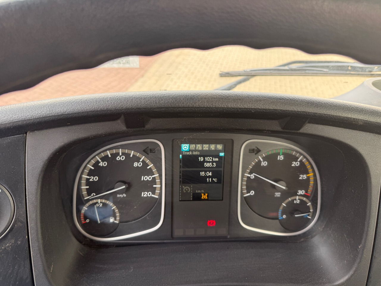 Mercedes-Benz Atego 1530 K 4x2 Atego 1530 K 4x2, 2x AHK - Camion benne: photos 4 Mercedes-Benz Atego 1530 K 4x2 Atego 1530 K 4x2, 2x AHK - Camion benne: photos 4