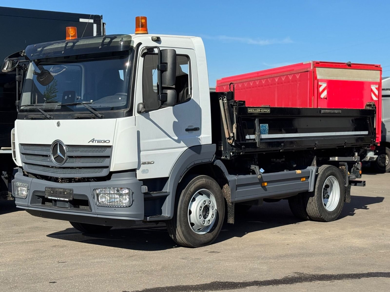 Mercedes-Benz Atego 1630 K 4x2 Atego 1630 K 4x2, 2x AHK - Camion benne: photos 1 Mercedes-Benz Atego 1630 K 4x2 Atego 1630 K 4x2, 2x AHK - Camion benne: photos 1