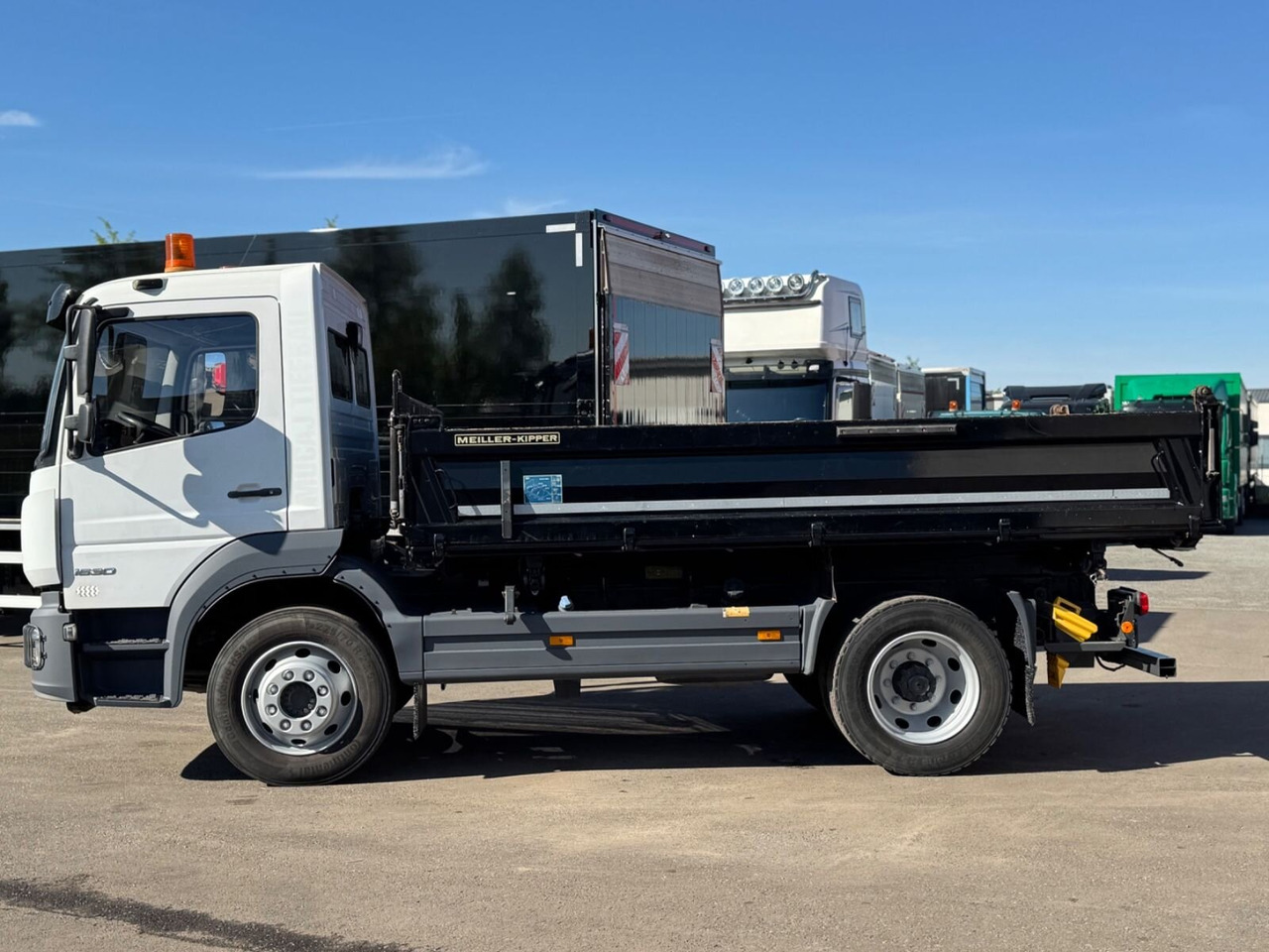 Mercedes-Benz Atego 1630 K 4x2 Atego 1630 K 4x2, 2x AHK - Camion benne: photos 3 Mercedes-Benz Atego 1630 K 4x2 Atego 1630 K 4x2, 2x AHK - Camion benne: photos 3