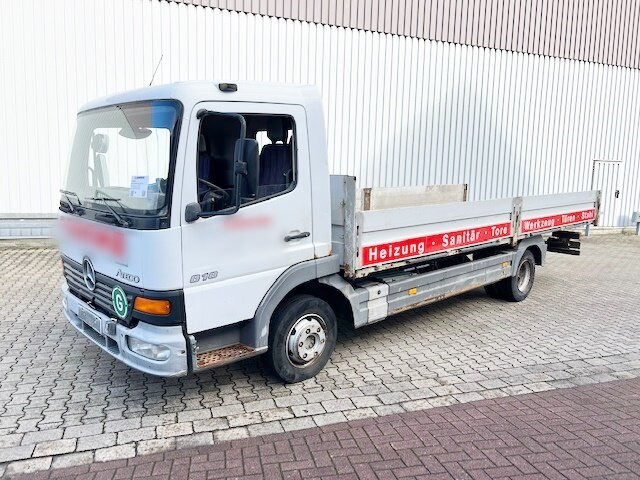 Mercedes-Benz Atego 818 4x2 Atego 818 4x2 - Camion plateau: photos 1 Mercedes-Benz Atego 818 4x2 Atego 818 4x2 - Camion plateau: photos 1