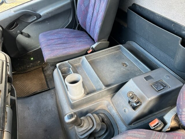 Mercedes-Benz Atego 818 4x2 Atego 818 4x2 - Camion plateau: photos 5 Mercedes-Benz Atego 818 4x2 Atego 818 4x2 - Camion plateau: photos 5