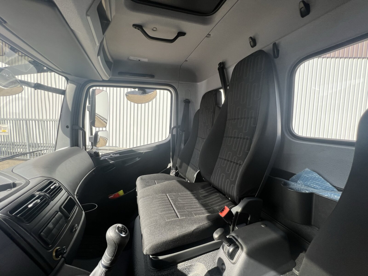 Châssis cabine Mercedes-Benz Atego 818 K 4x2 Atego 818 K 4x2, 2x AHK, 5x VORHANDEN!: photos 8