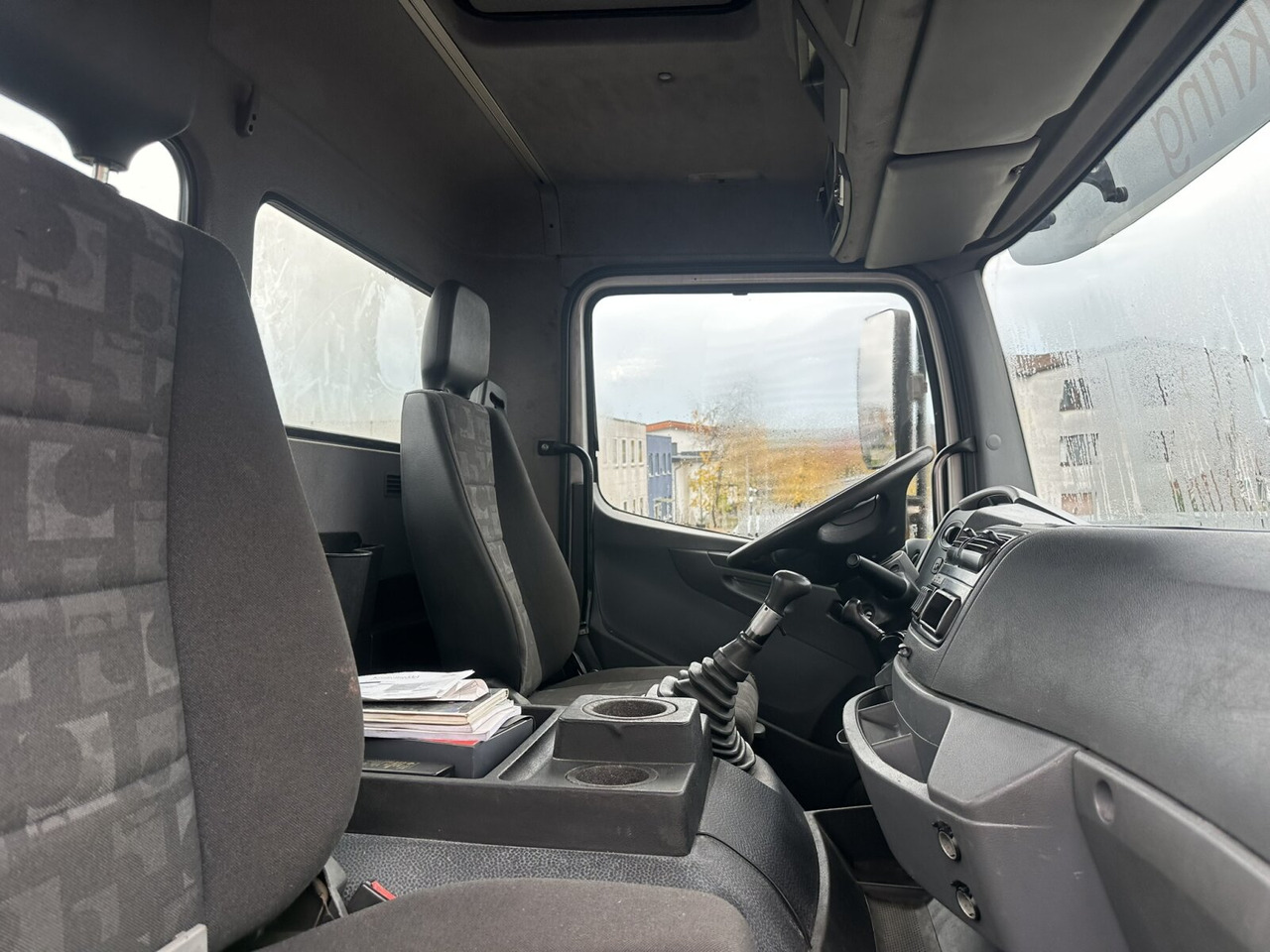 Mercedes-Benz Axor 2629 K 6x4 Axor 2629 K 6x4, PTO, Steel, Manual, 6-Zylinder - Châssis cabine: photos 3 Mercedes-Benz Axor 2629 K 6x4 Axor 2629 K 6x4, PTO, Steel, Manual, 6-Zylinder - Châssis cabine: photos 3