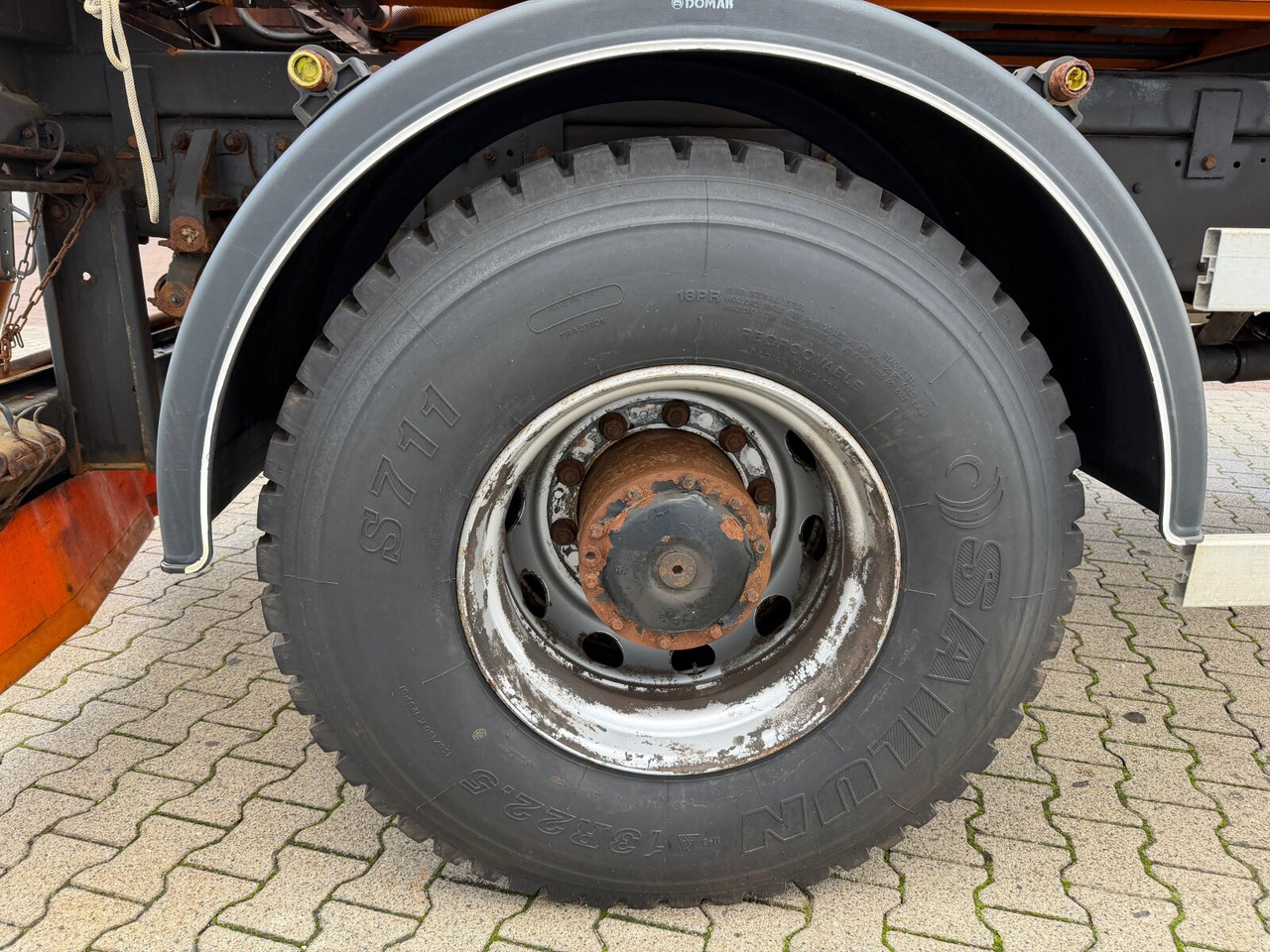 Mercedes-Benz NG 1928 A 4x4 NG 1928 A 4x4, V8-Motor, Winterdienstaustattung - Châssis cabine: photos 5 Mercedes-Benz NG 1928 A 4x4 NG 1928 A 4x4, V8-Motor, Winterdienstaustattung - Châssis cabine: photos 5