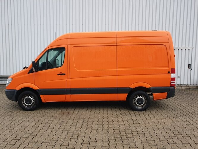 Fourgon utilitaire Mercedes-Benz Sprinter 313 KA 4x2 Sprinter 313 KA 4x2: photos 8 Fourgon utilitaire Mercedes-Benz Sprinter 313 KA 4x2 Sprinter 313 KA 4x2: photos 8