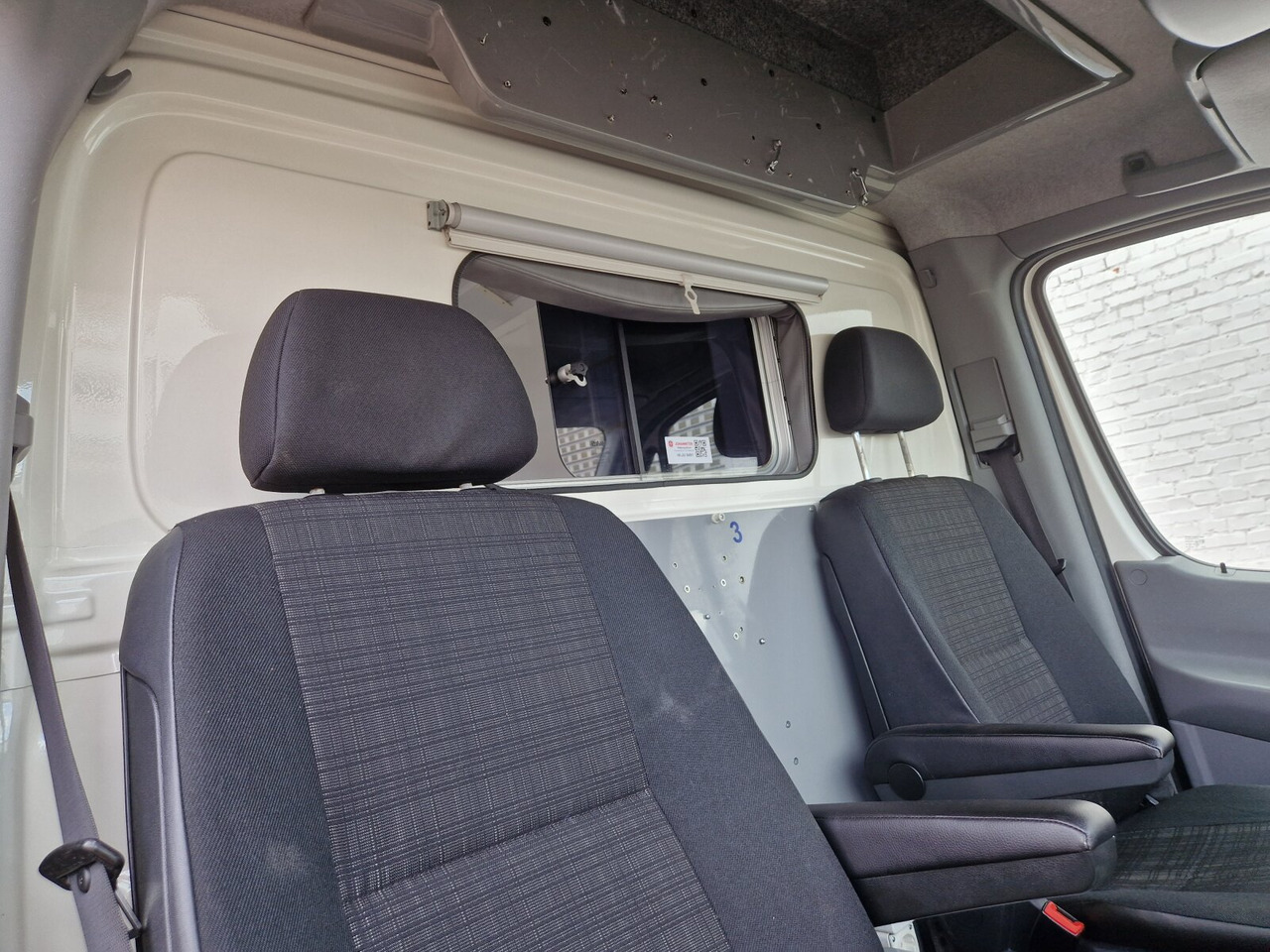 Mercedes-Benz Sprinter 516 CDI 4x2 Sprinter 516 CDI 4x2, Rettungswagen - Ambulance: photos 5 Mercedes-Benz Sprinter 516 CDI 4x2 Sprinter 516 CDI 4x2, Rettungswagen - Ambulance: photos 5