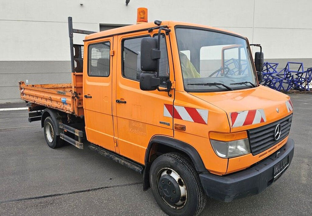 Mercedes-Benz Vario 813 D 4x2 Doka Vario 813 D 4x2 Doka, Meiller Kipper - Camion benne: photos 1 Mercedes-Benz Vario 813 D 4x2 Doka Vario 813 D 4x2 Doka, Meiller Kipper - Camion benne: photos 1