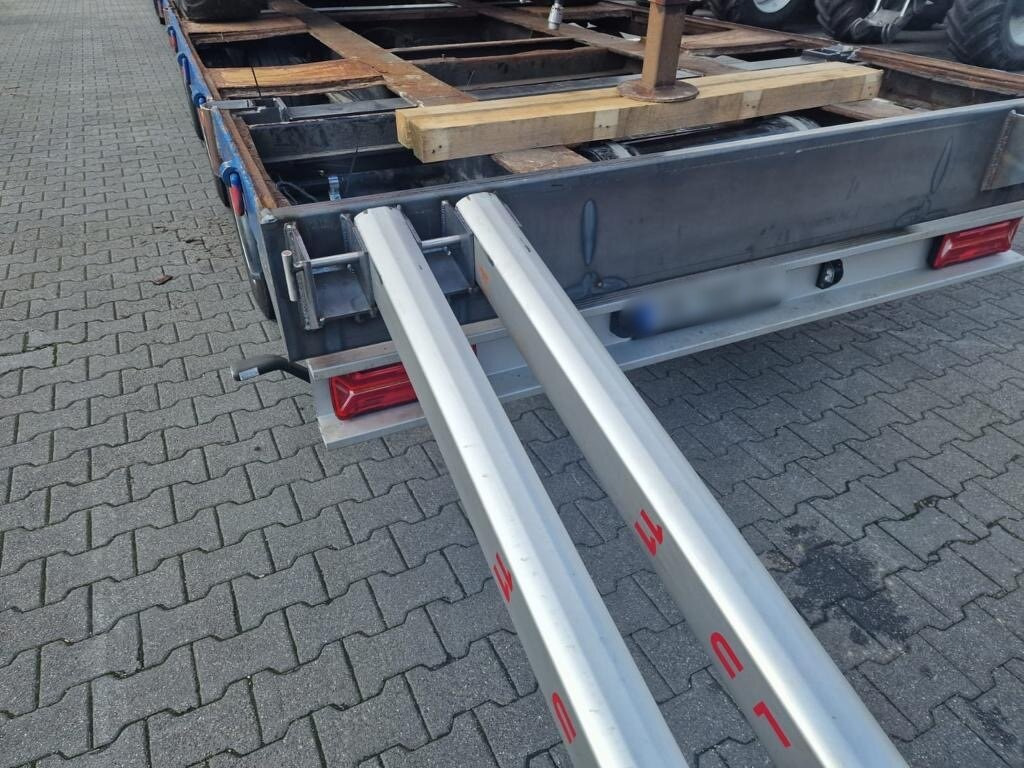 ST1024P4-13,6 SCHROEDER ST1024P4-13,6, Rungen anlegbar - Semi-remorque surbaissé: photos 5 ST1024P4-13,6 SCHROEDER ST1024P4-13,6, Rungen anlegbar - Semi-remorque surbaissé: photos 5