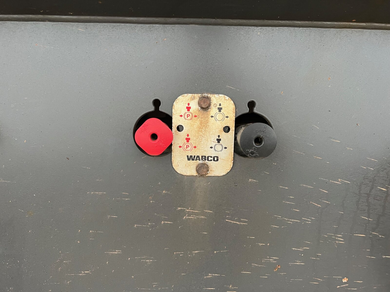 Carnehl CHKS32/2HG CHKS32/2HG, Stahlmulde ca. 23m³, Liftachse - Semi-remorque: photos 3 Carnehl CHKS32/2HG CHKS32/2HG, Stahlmulde ca. 23m³, Liftachse - Semi-remorque: photos 3