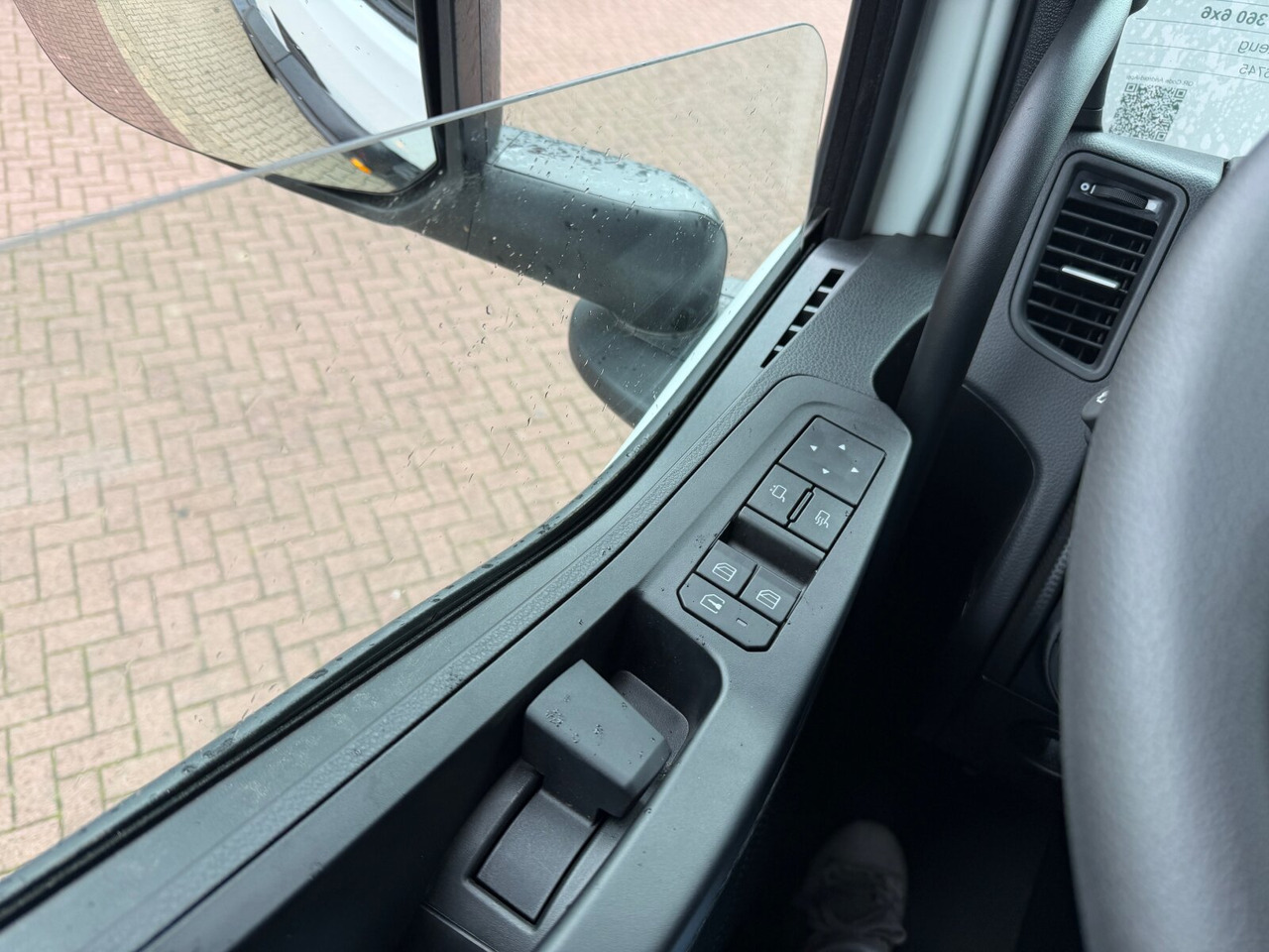 T-Way 360 6x6 T-Way 360 6x6, Nebenantrieb - Châssis cabine: photos 5 T-Way 360 6x6 T-Way 360 6x6, Nebenantrieb - Châssis cabine: photos 5