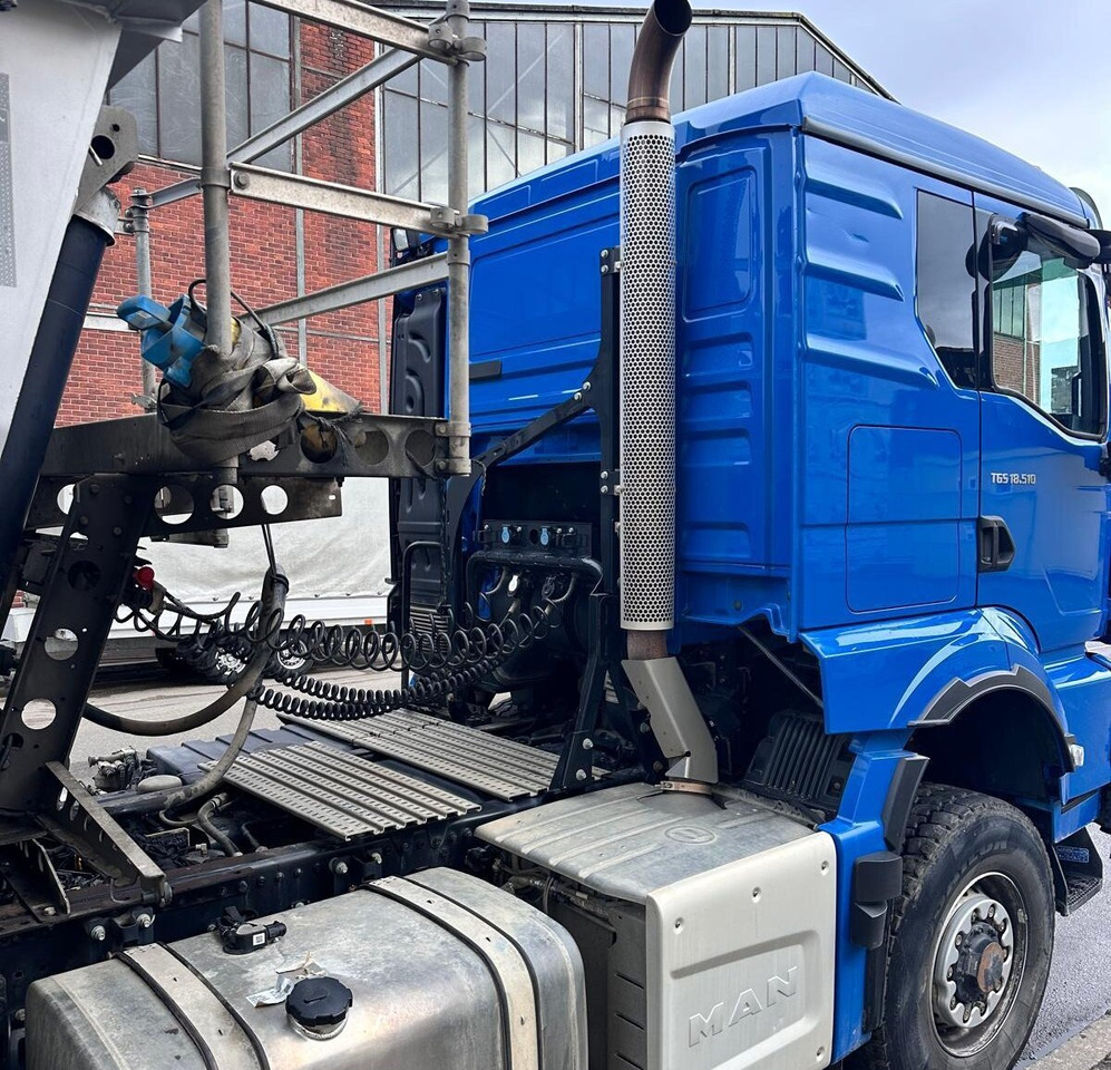 MAN TGS 18.510 4x4H BLS TGS 18.510 4x4H BLS, HydroDrive, PriTarder, Navi, Hydraulik - Tracteur routier: photos 4 MAN TGS 18.510 4x4H BLS TGS 18.510 4x4H BLS, HydroDrive, PriTarder, Navi, Hydraulik - Tracteur routier: photos 4