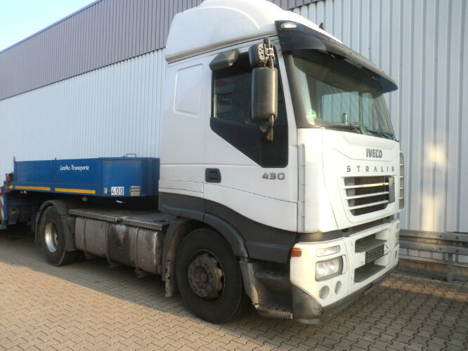 Stralis 440S43T/P 4x2 Stralis 440S43T/P 4x2, ONLY FOR SPAREPARTS!!! - Tracteur routier: photos 1 Stralis 440S43T/P 4x2 Stralis 440S43T/P 4x2, ONLY FOR SPAREPARTS!!! - Tracteur routier: photos 1