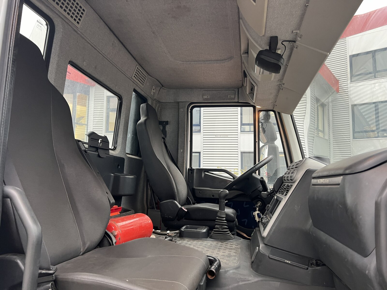 Stralis AD440S42T/P 4x2 Stralis AD440X42T/P 4x2, Ex- - Tracteur routier: photos 5 Stralis AD440S42T/P 4x2 Stralis AD440X42T/P 4x2, Ex- - Tracteur routier: photos 5