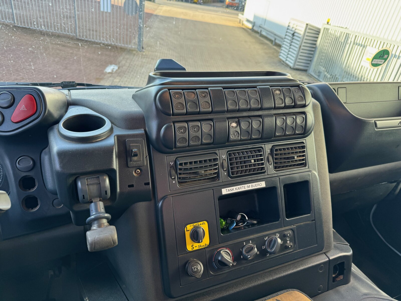 Châssis cabine Trakker AD260T36W 6x6 Trakker AD260T36W 6x6: photos 9