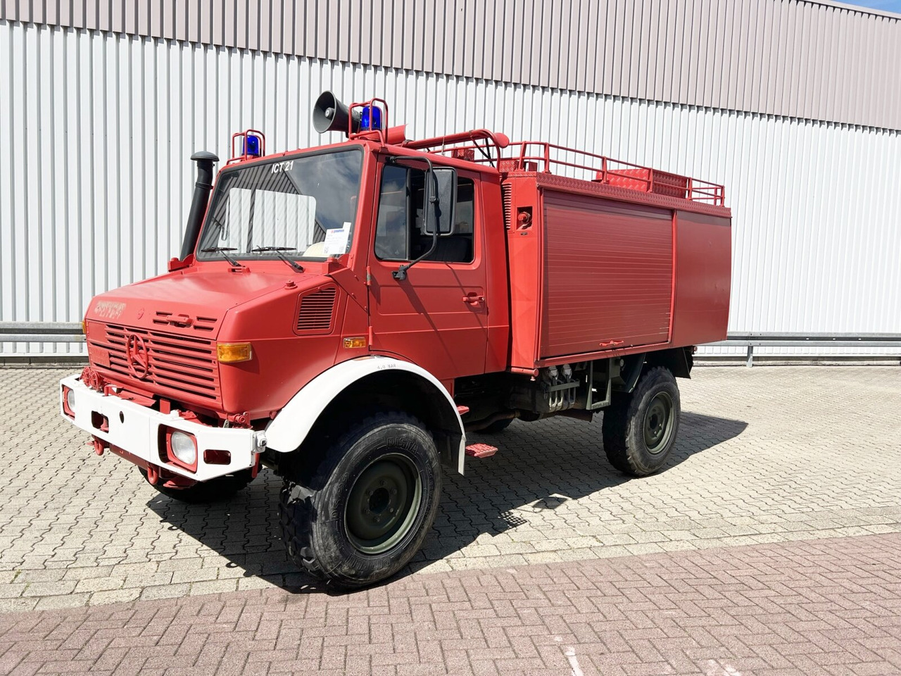 Unimog U 1300 L 435/11 4x4 U 1300 L 435/11 4x4, Bundeswehr-Feuerwehr - Camion de pompier: photos 1 Unimog U 1300 L 435/11 4x4 U 1300 L 435/11 4x4, Bundeswehr-Feuerwehr - Camion de pompier: photos 1