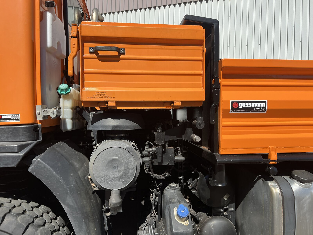 Unimog U 20 U405/70 4x4 U 20 U405/70 4x4, Kipper, Winterdienstplatte - Véhicule utilitaire: photos 4 Unimog U 20 U405/70 4x4 U 20 U405/70 4x4, Kipper, Winterdienstplatte - Véhicule utilitaire: photos 4