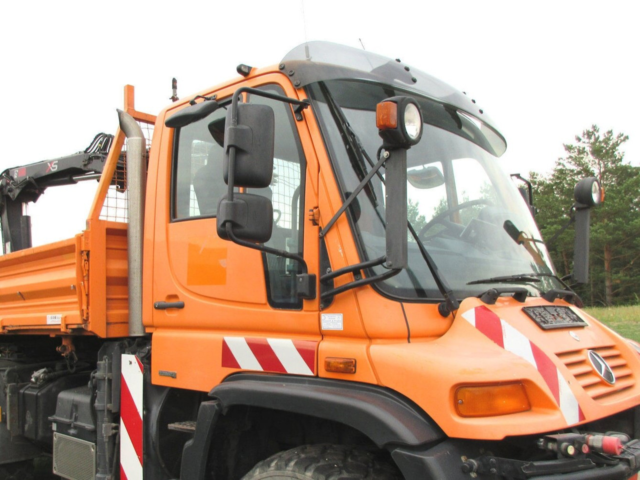 Unimog U500 4x4 405/40 U500 4x4, HIAB 077-1 HI DUO Funk - Véhicule utilitaire: photos 2 Unimog U500 4x4 405/40 U500 4x4, HIAB 077-1 HI DUO Funk - Véhicule utilitaire: photos 2