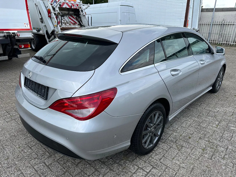 Mercedes-Benz CLA-Klasse 200 D - SHOOTING BRAKE + SUNROOF + NAVI - Voiture: photos 5 Mercedes-Benz CLA-Klasse 200 D - SHOOTING BRAKE + SUNROOF + NAVI - Voiture: photos 5