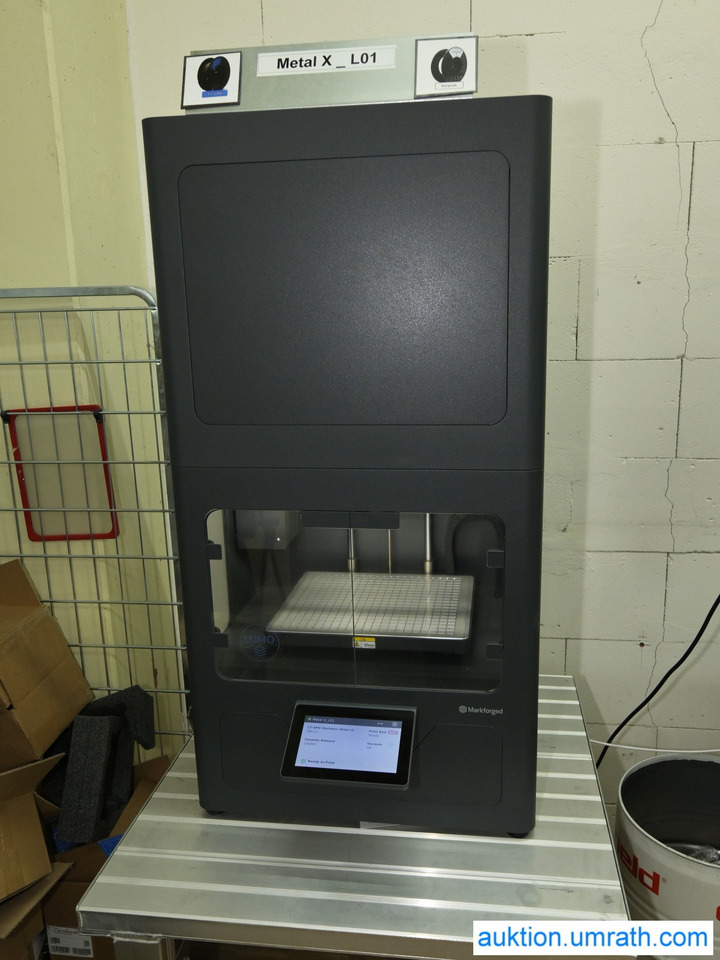 Markforged Metal X Metal X Metal-3D-Printing farm - Machine d'impression: photos 2 Markforged Metal X Metal X Metal-3D-Printing farm - Machine d'impression: photos 2